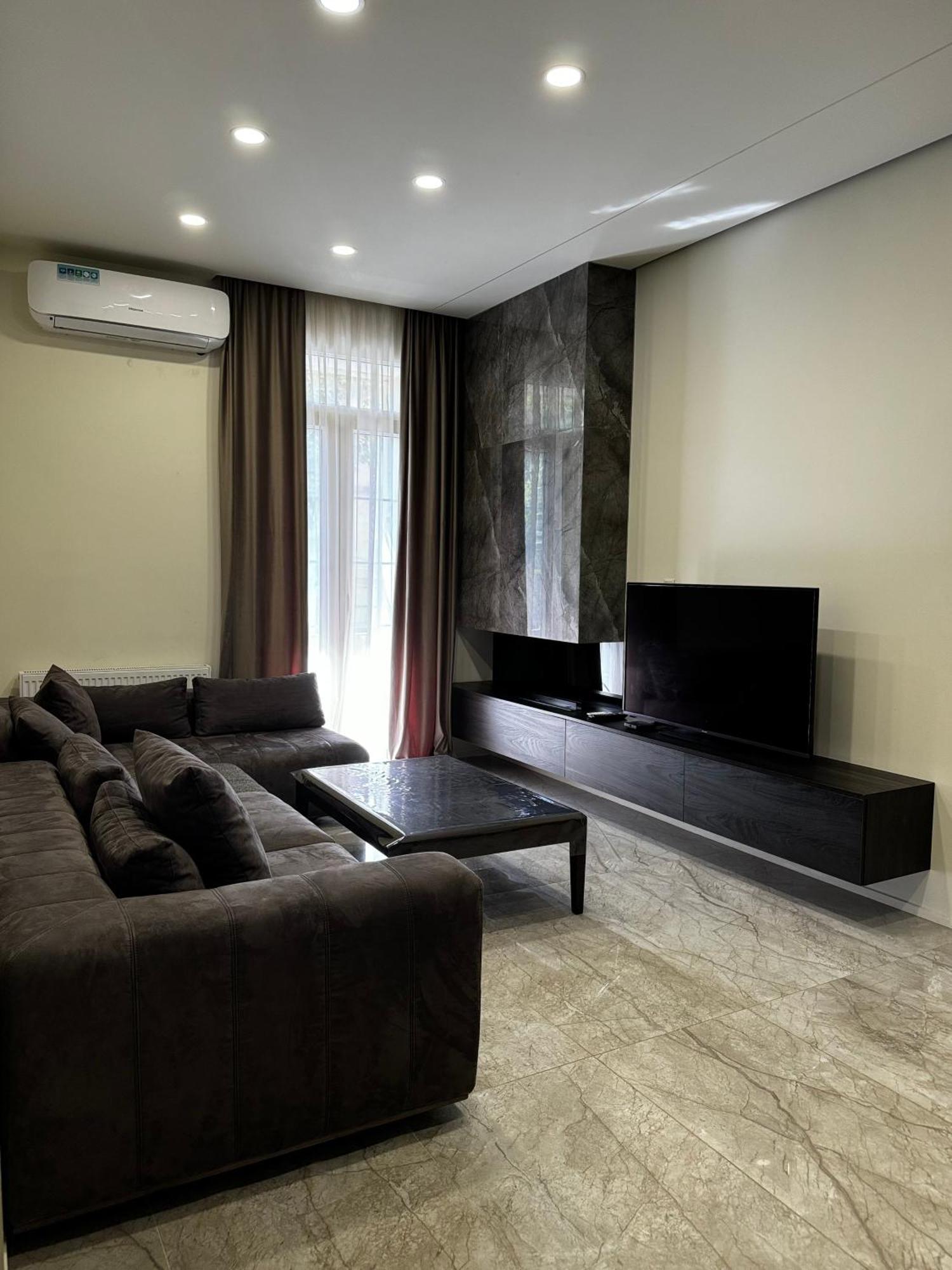 Apartment In Moskovyan Yerevan